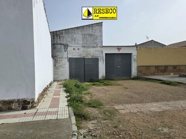Nave industrial en venta en Villanueva de la Serena