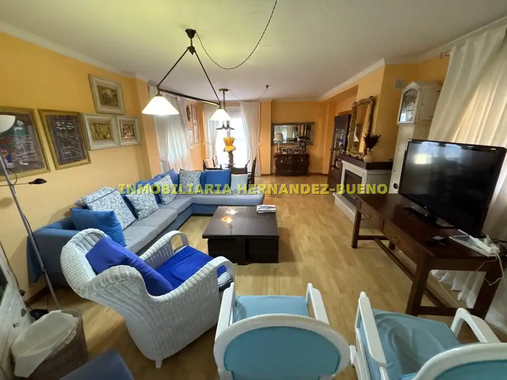 Sala de estar de Casa o chalet en venta en Buenavista con Calefacción, Jardín privado y Terraza