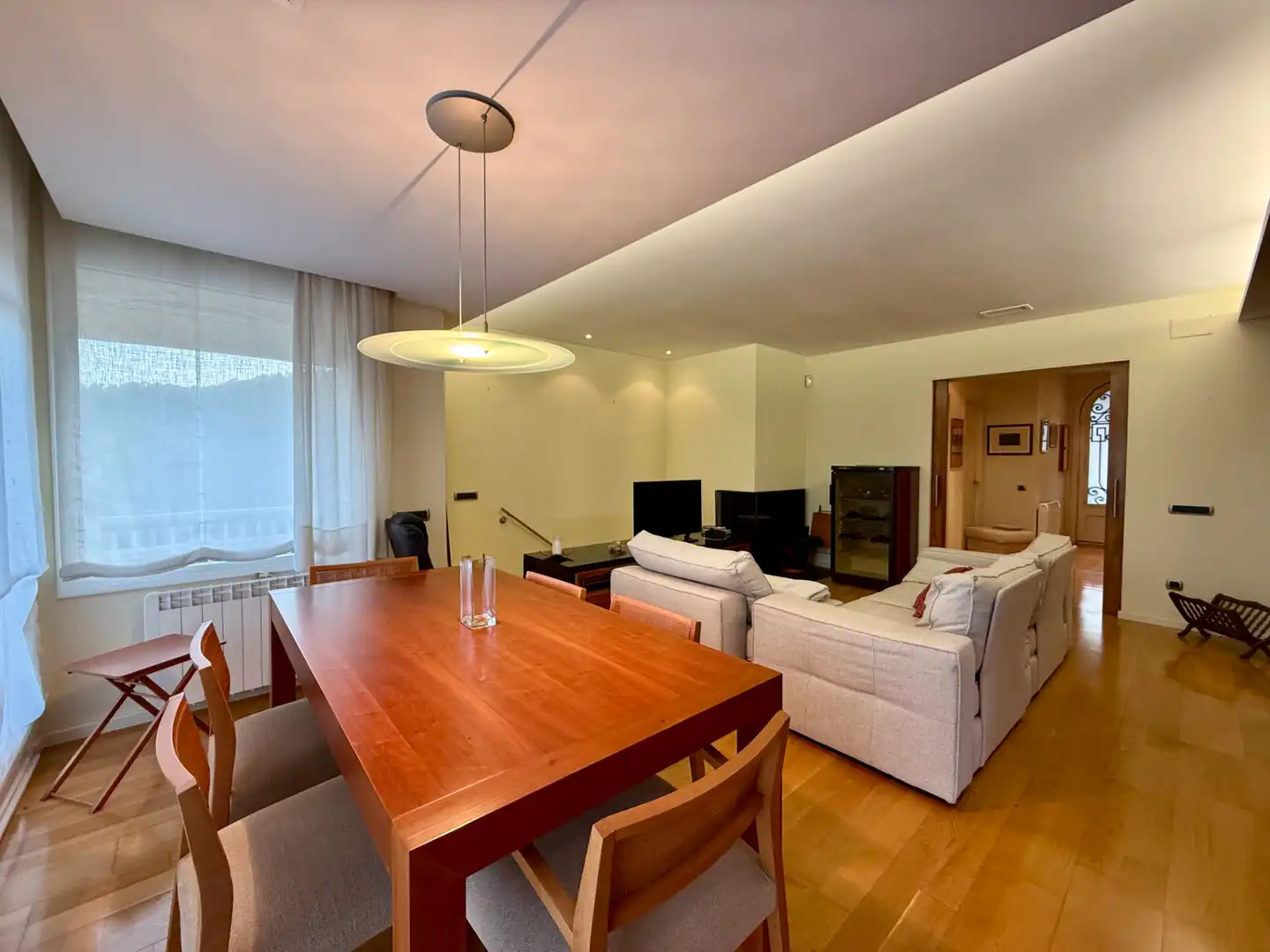 Sala de estar de Casa o chalet en venta en Castellar del Vallès con Calefacción, Jardín privado y Terraza
