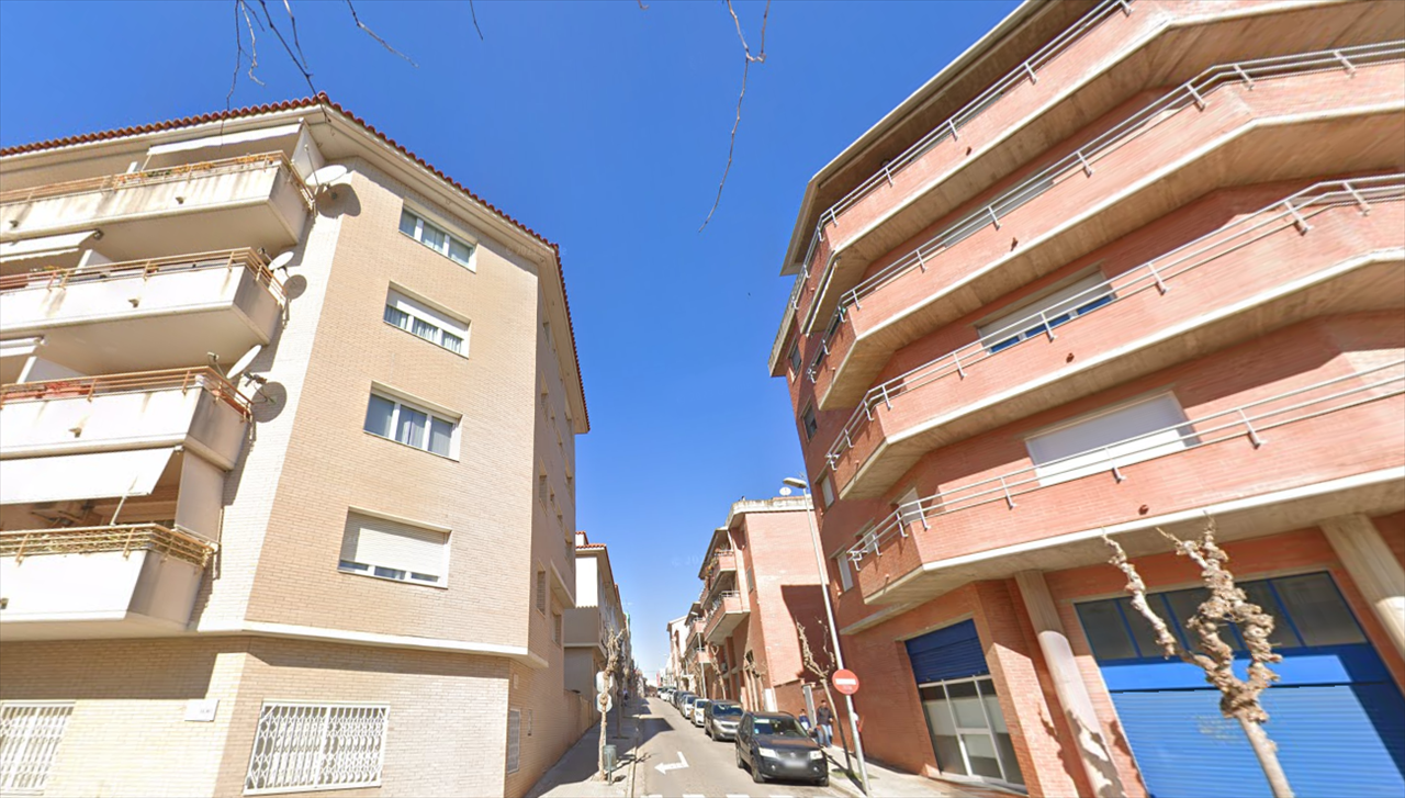 Exterior view of Flat for sale in Castellar del Vallès  with Storage room