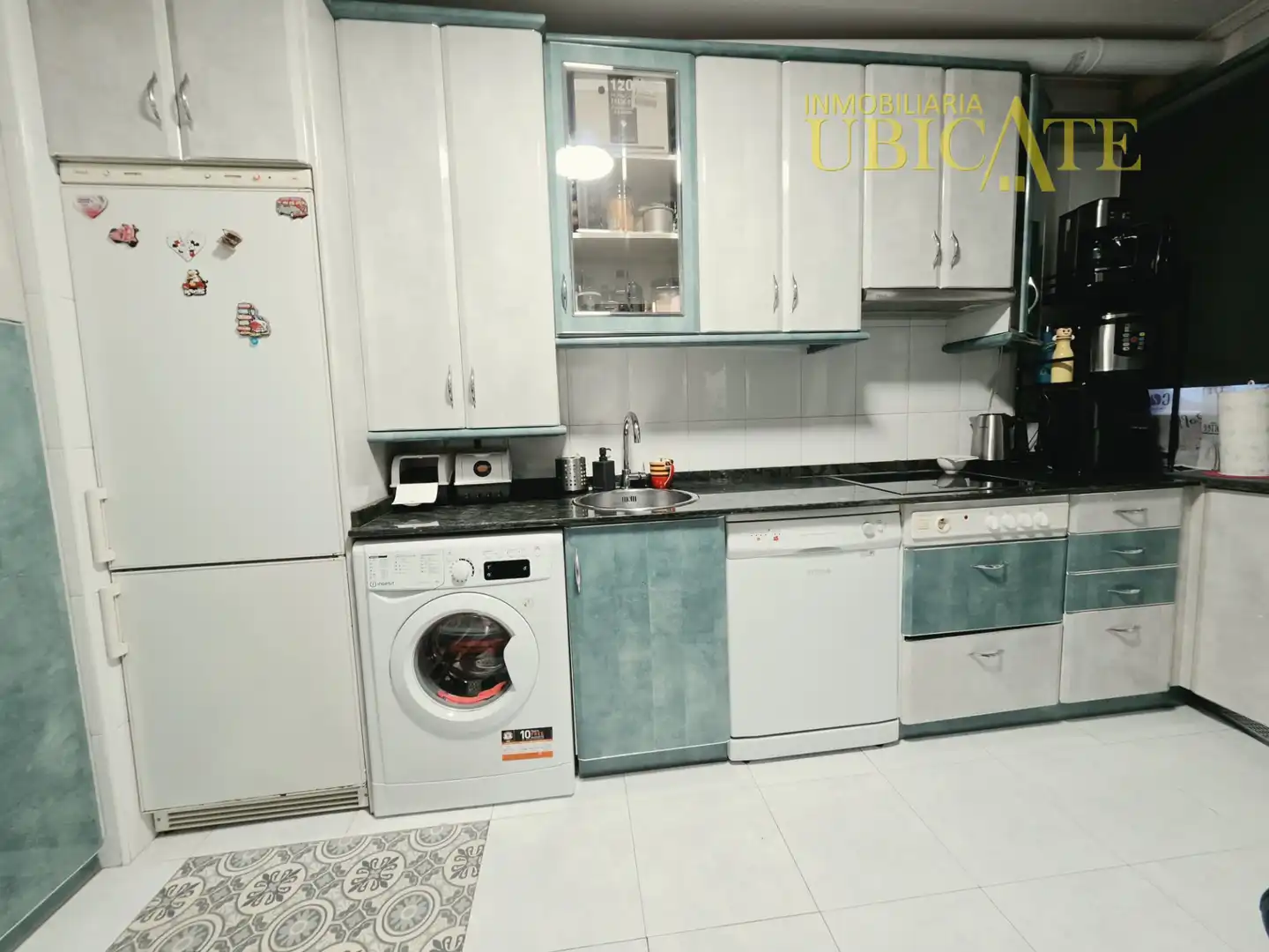Cocina de Piso en venta en Castro-Urdiales con Calefacción, Parquet y Trastero