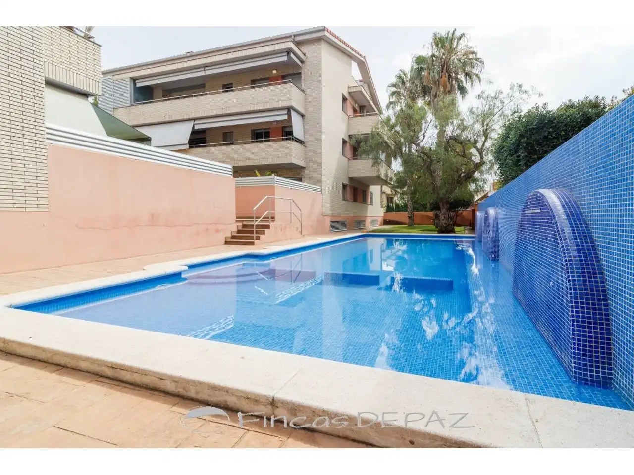 Piscina de Dúplex en venda en Castelldefels amb Aire condicionat, Calefacció i Parquet