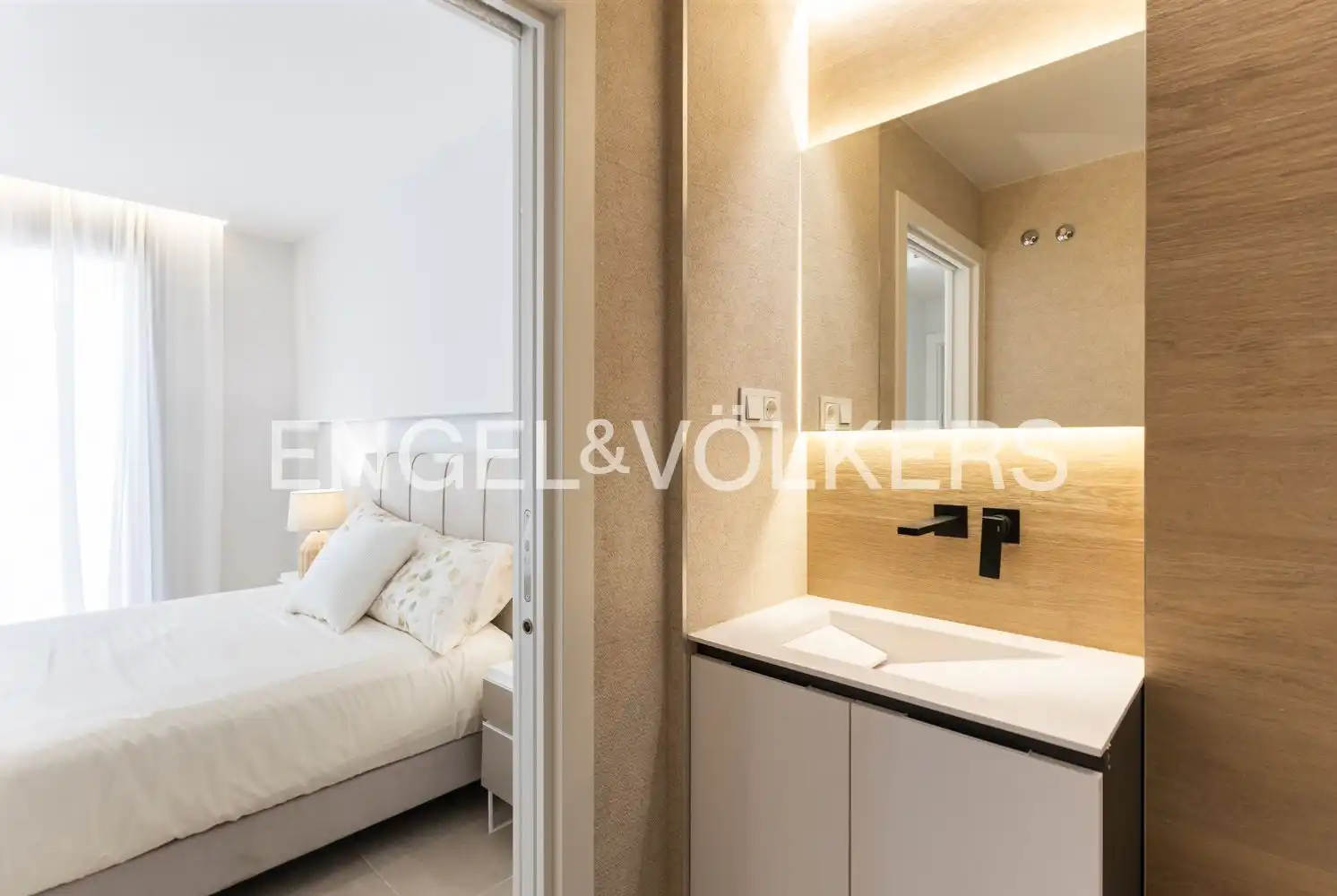 Bedroom of Attic for sale in Dénia  with Air Conditioner, Heating and Terrace