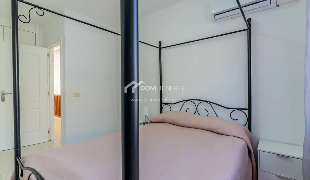 Habitación de Casa o chalet de alquiler en Adeje con Terraza, Amueblado y Horno