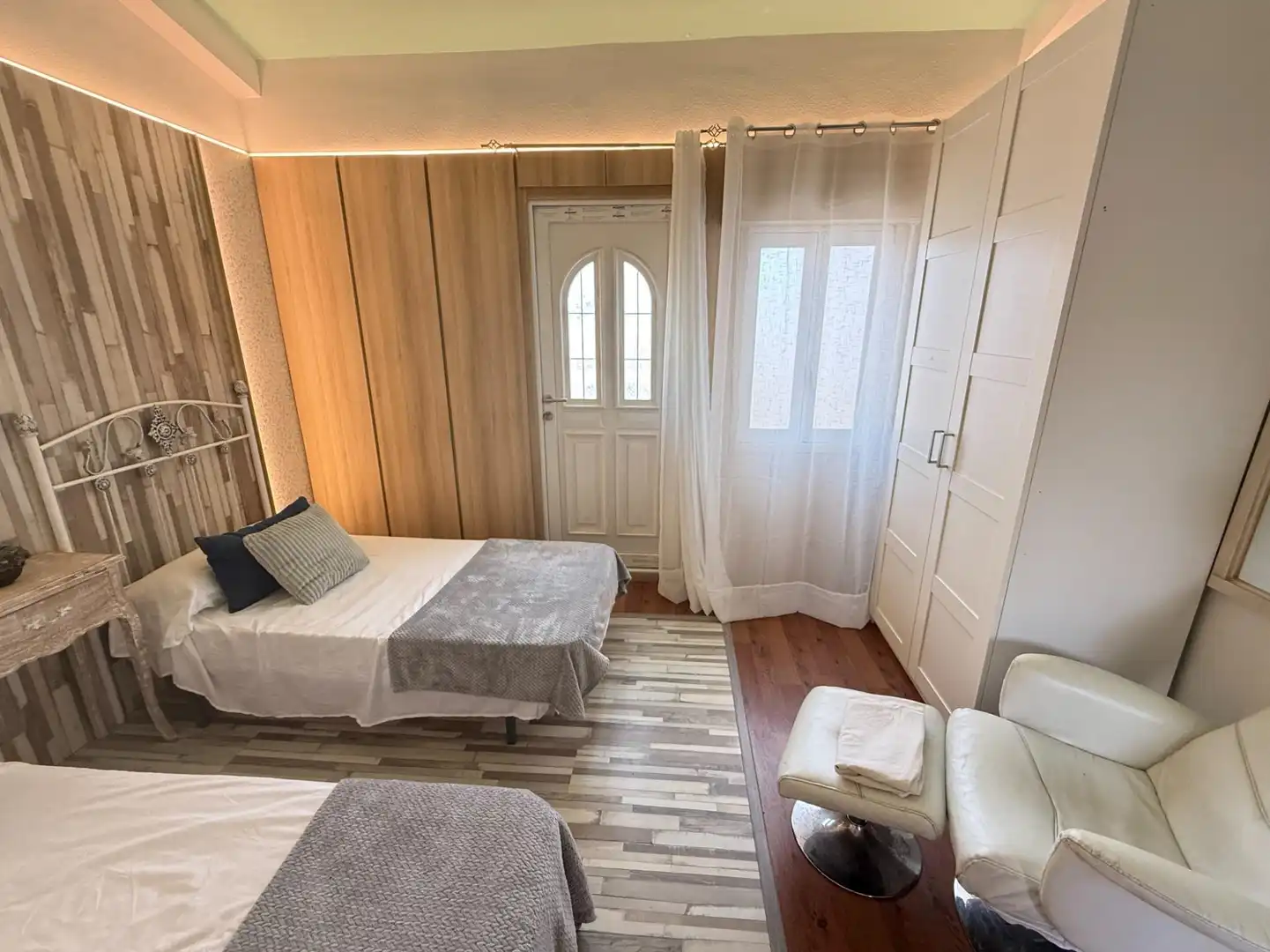 Bedroom of Duplexes for sale in Torrevieja  with Terrace, Furnished and Balcony