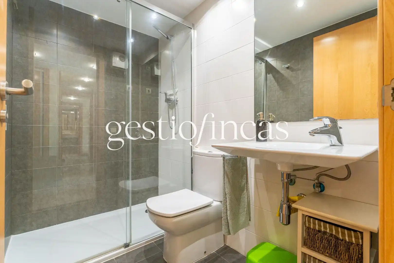 Badezimmer von Wohnung zum Verkauf in Cambrils mit Heizung, Terrasse und Abstellraum