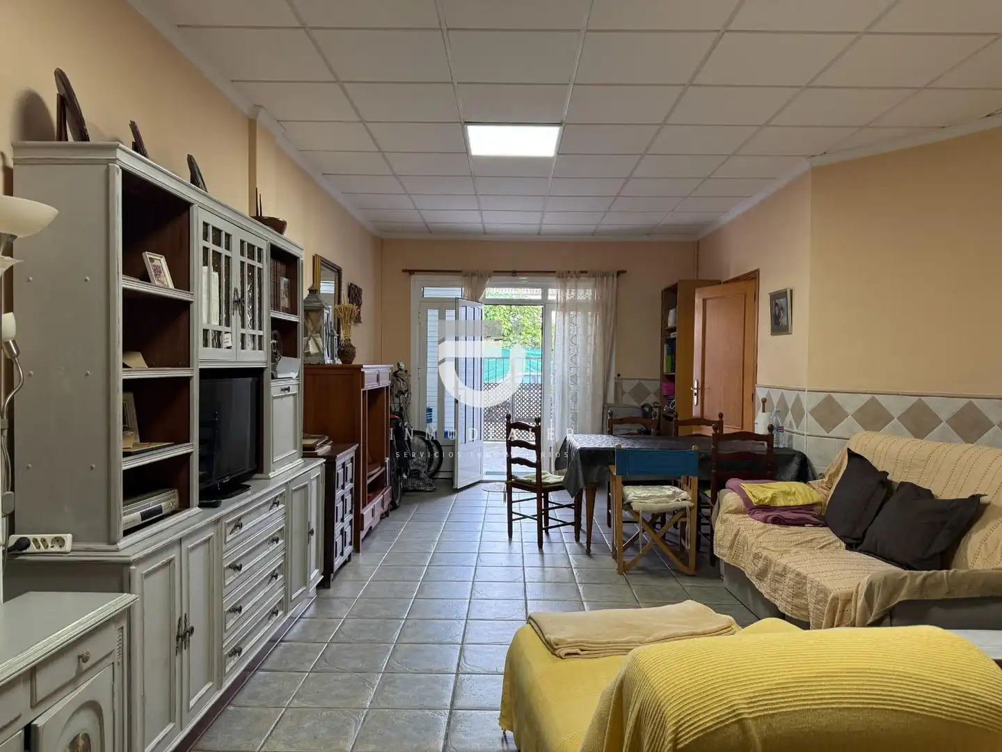 Sala de estar de Casa adosada en venta en Daimús con Aire acondicionado y Balcón