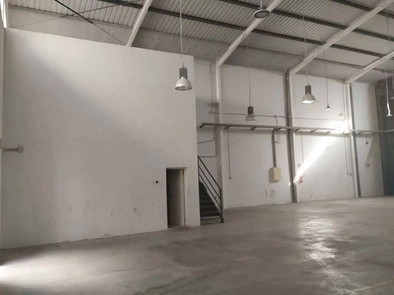 Nave industrial en venta en Alaquàs con Calefacción