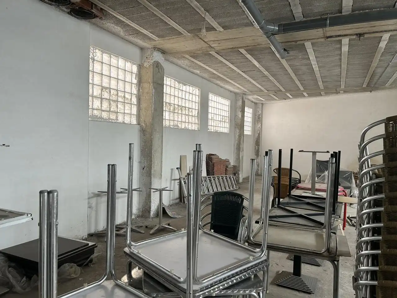 Local comercial de lloguer a Del Barrio, imagen 17