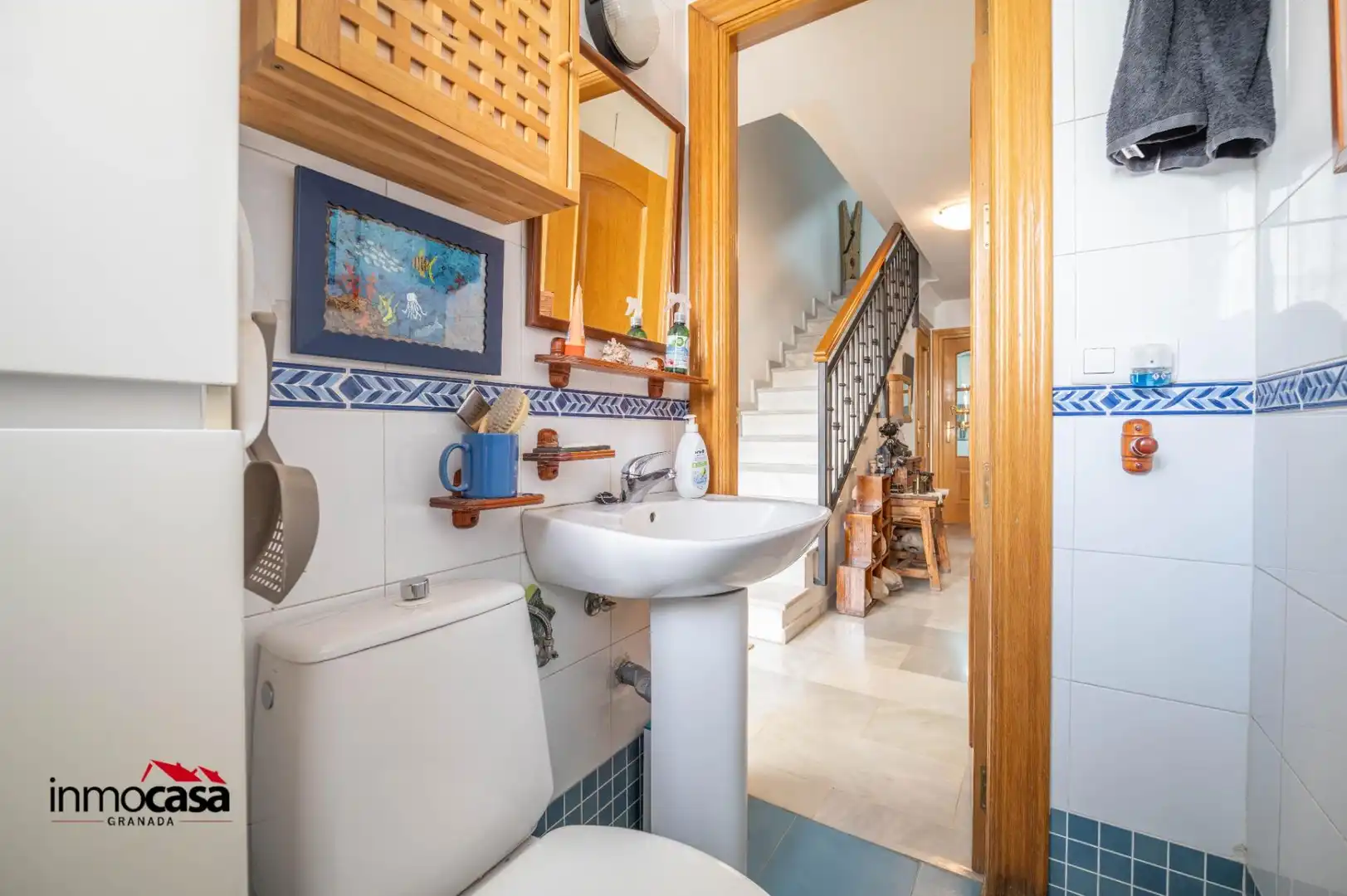 Badezimmer von Einfamilien-Reihenhaus zum Verkauf in Granada mit Klimaanlage
