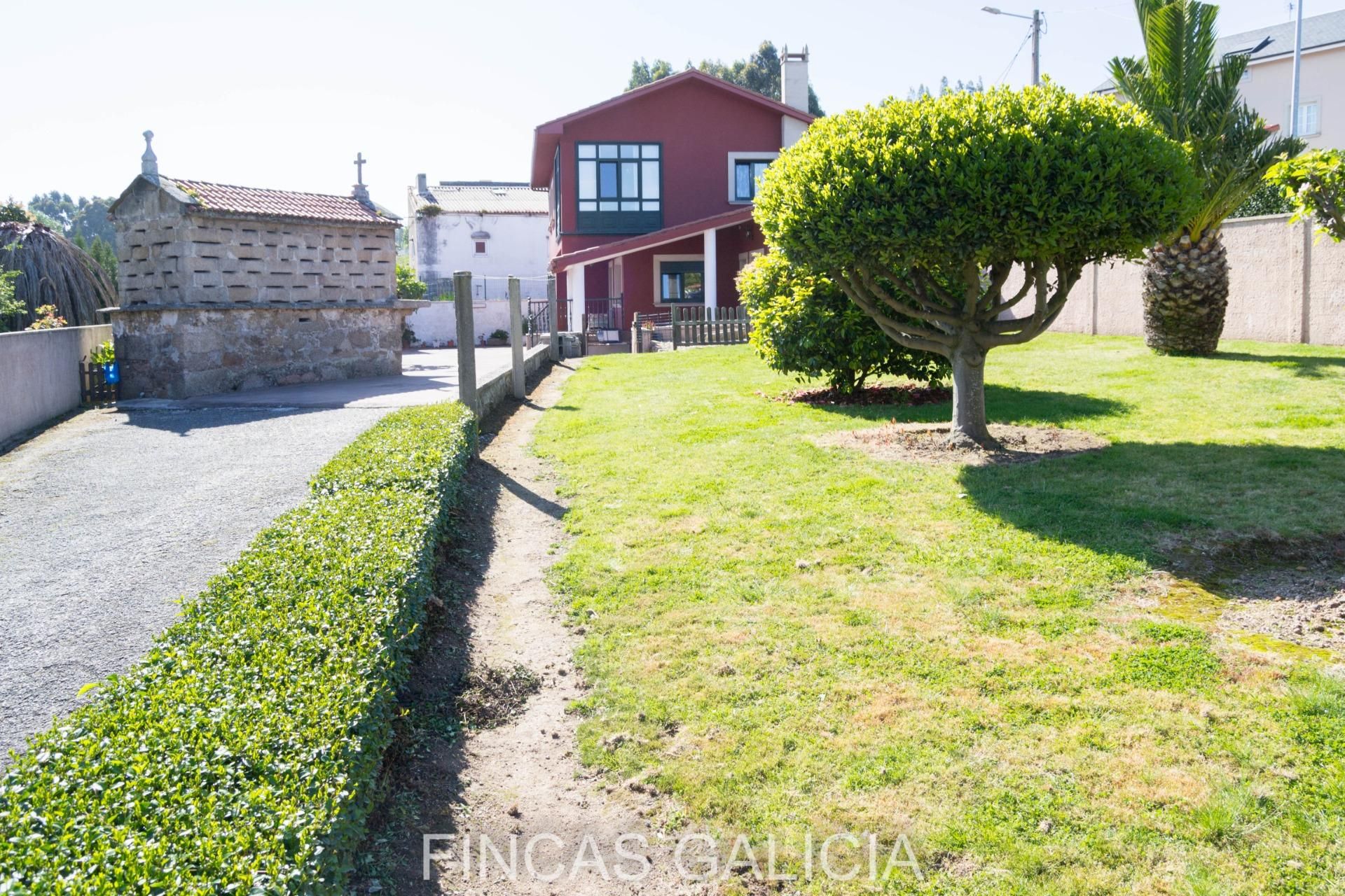 Exterior view of House or chalet for sale in A Coruña Capital   with Heating, Private garden and Storage room