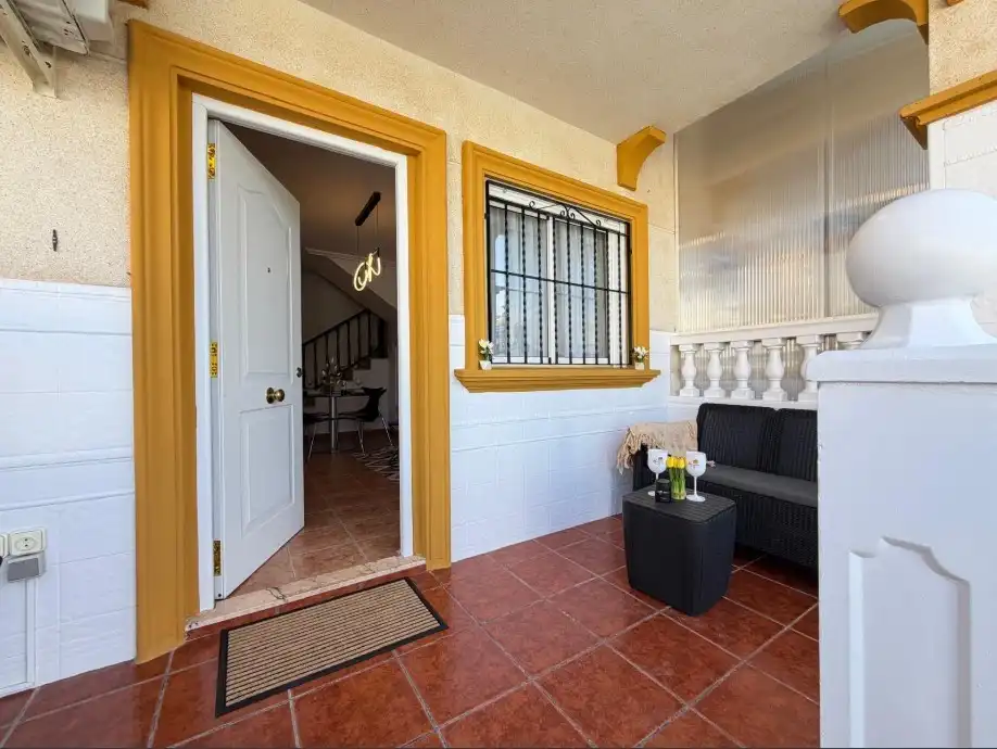 Casa o xalet en venda en Orihuela amb Aire condicionat, Calefacció i Terrassa