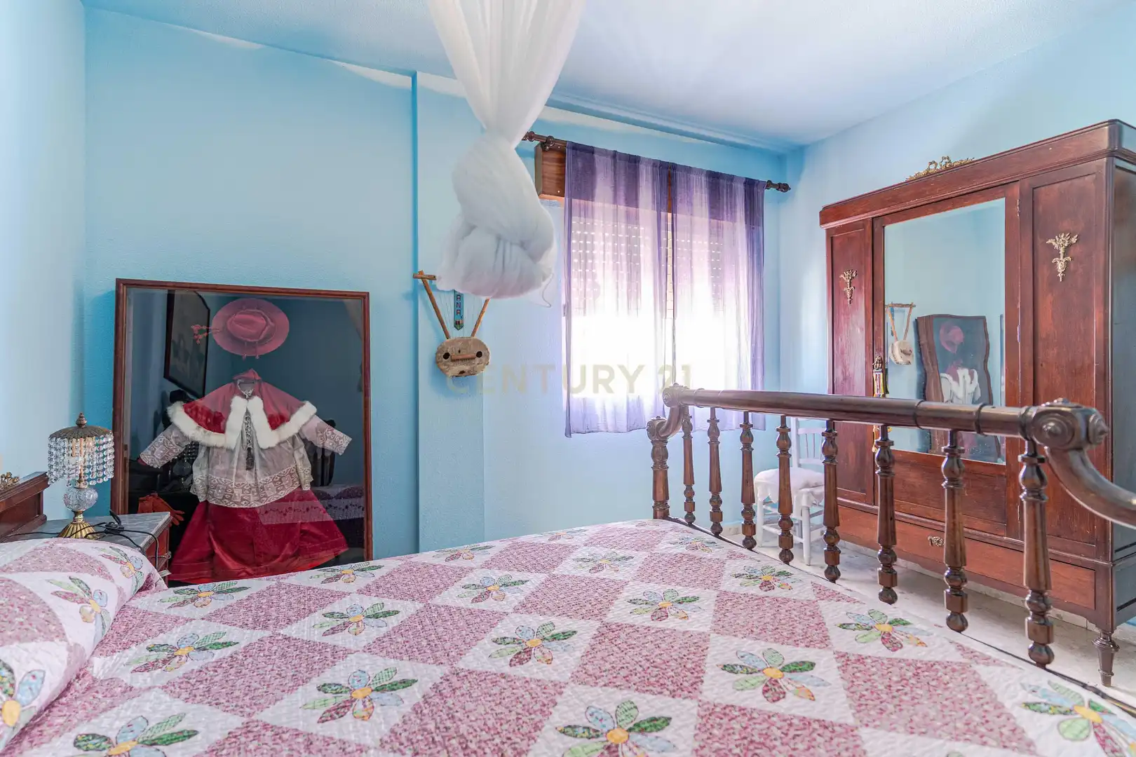 Dormitori de Apartament en venda en La Taha amb Rentadora i Balcó