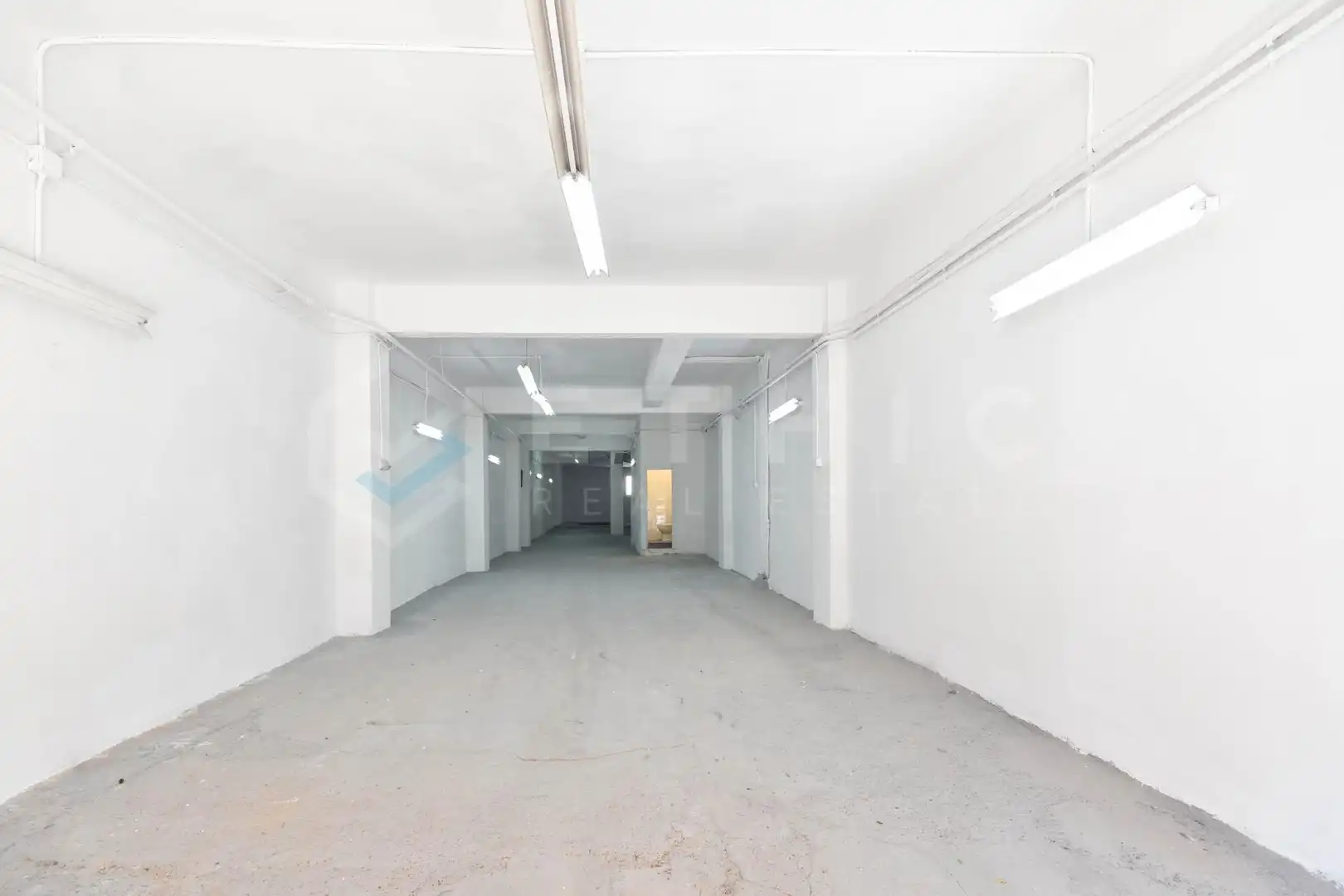 Business premises for sale in Carrer BARCELONA, imagen 3