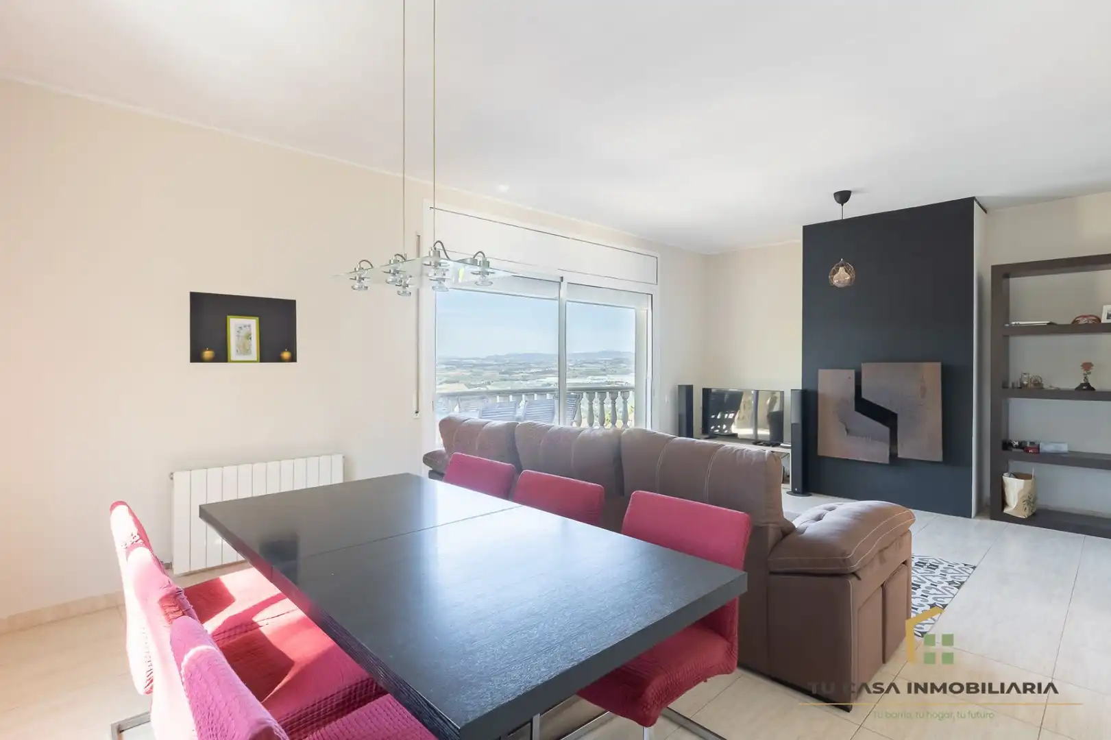 Sala de estar de Finca rústica en venta en Castellví de Rosanes con Calefacción, Jardín privado y Trastero