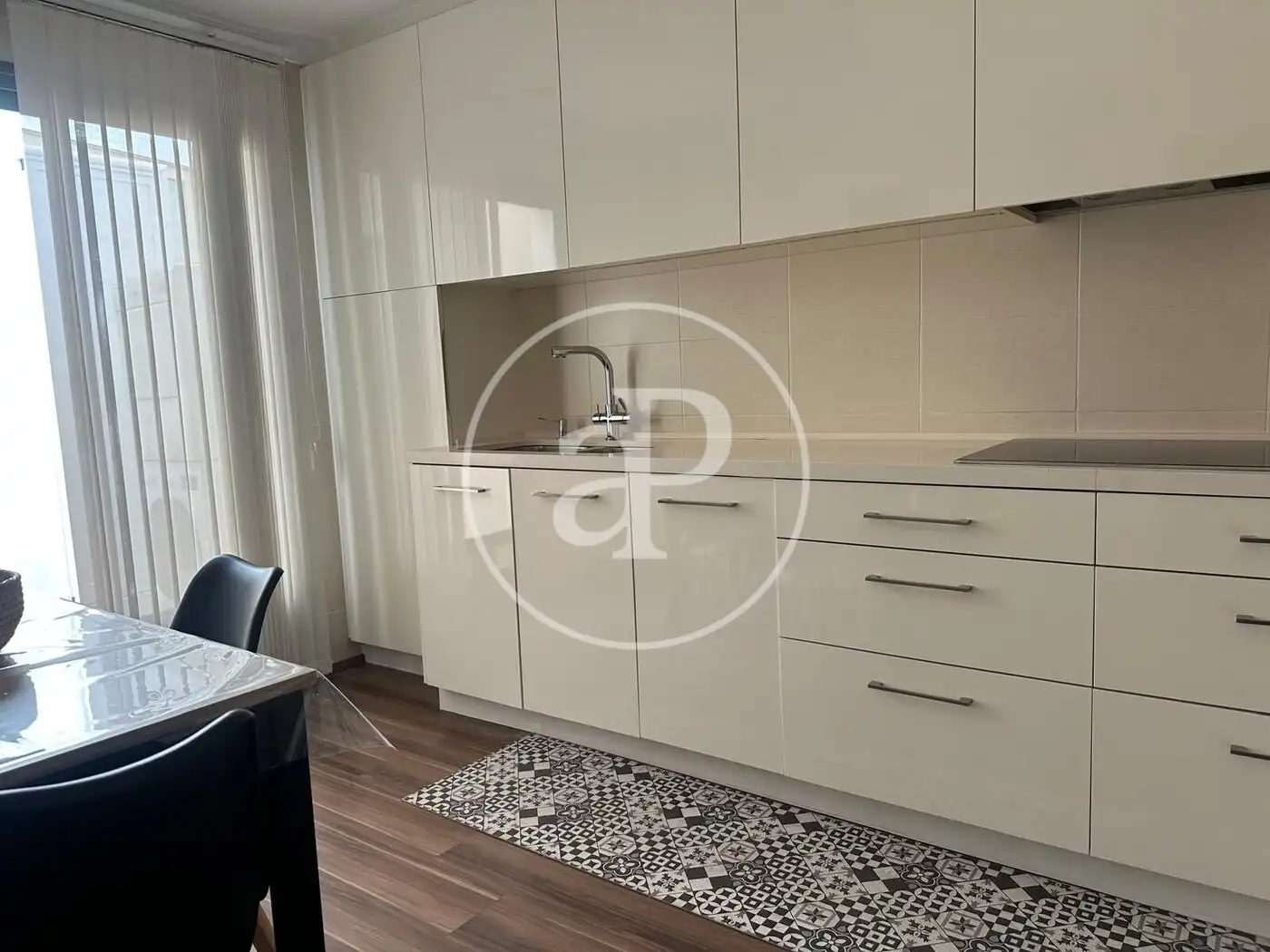 Kitchen of Duplexes for rent in Elche / Elx  with Air Conditioner, Heating and Private garden