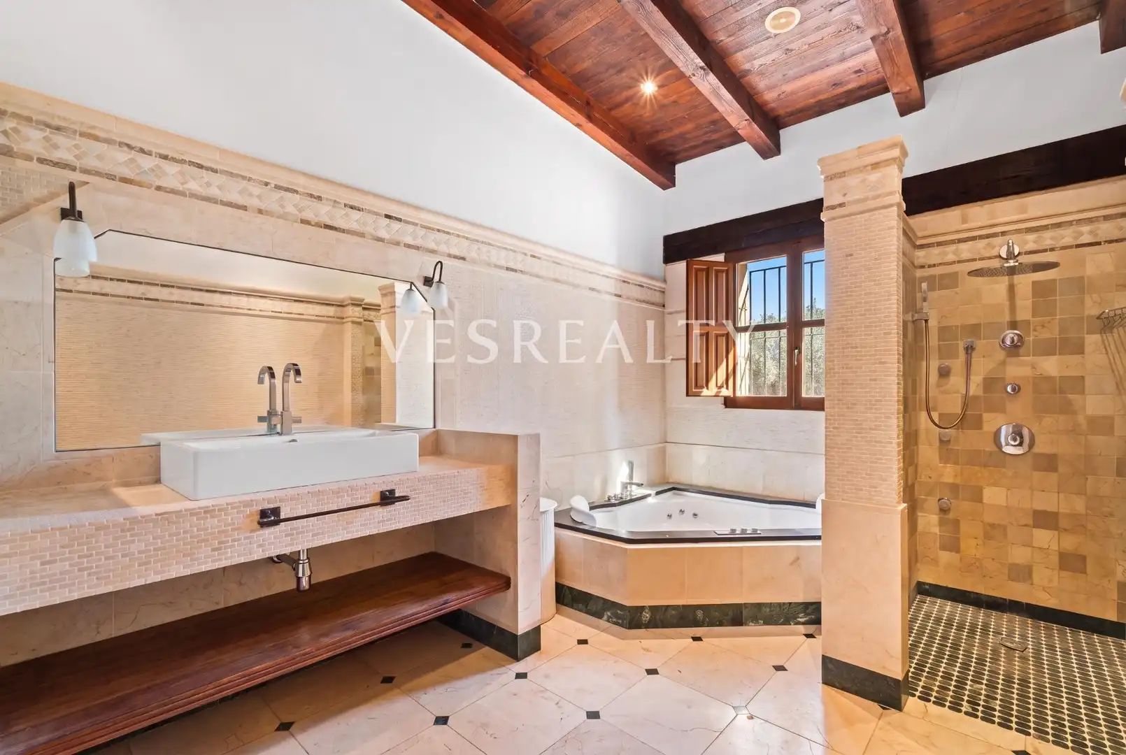 Bany de Casa o xalet en venda en Elche / Elx amb Aire condicionat, Calefacció i Jardí privat