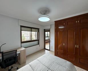 Dormitori de Apartament per a compartir en Málaga Capital amb Aire condicionat, Terrassa i Traster