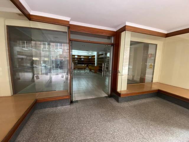 Local comercial en Alquiler en Centro