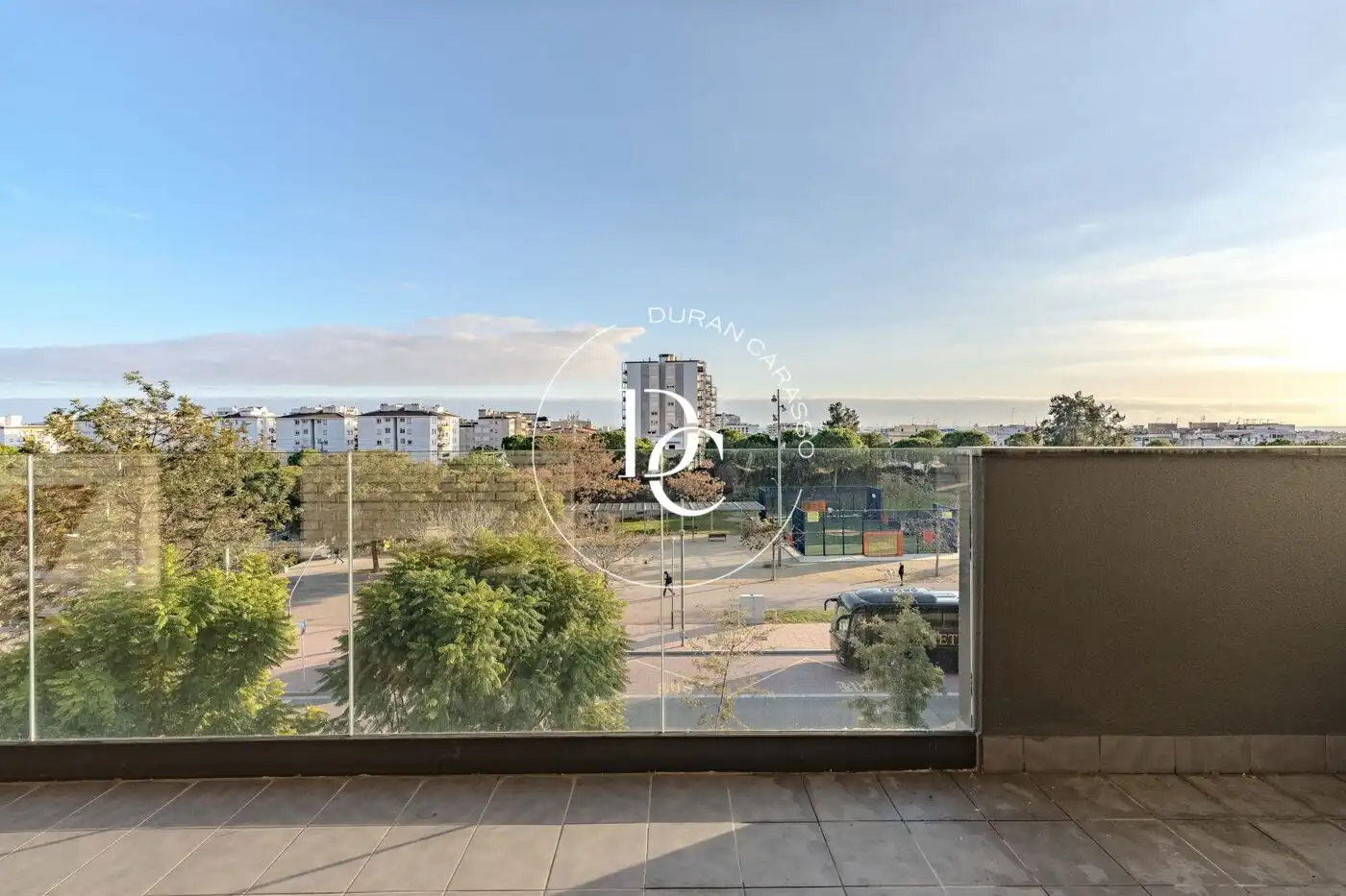 Penthouse with balcony for sale in Carrer de Manuel Llopis de Casades, imagen 18