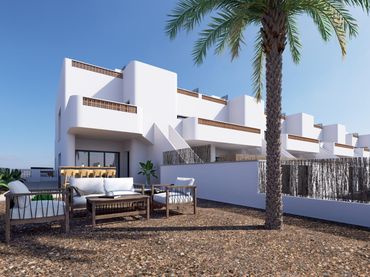 Bungalow con piscina en venta en Dolores