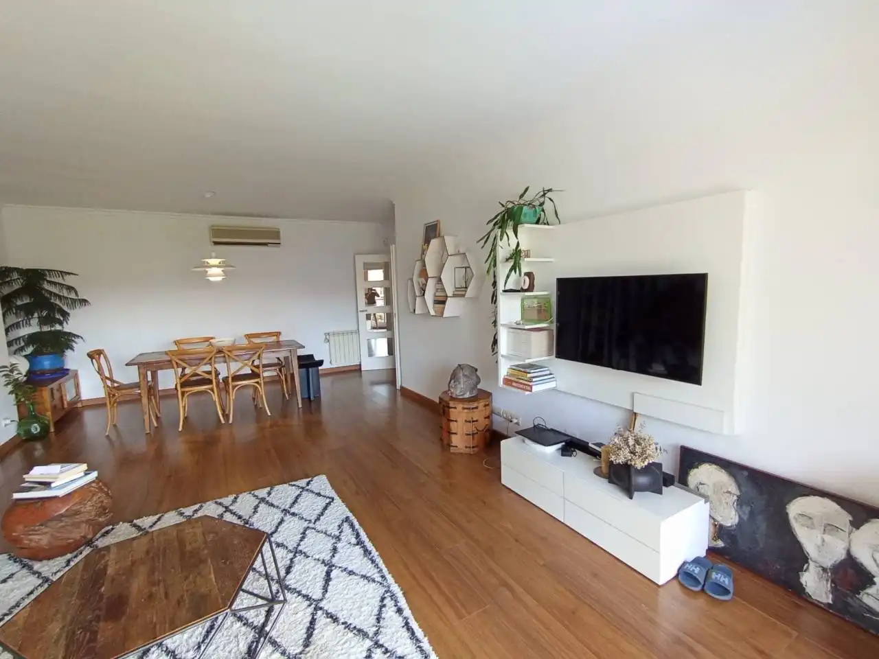 Wohnzimmer von Wohnung zur Miete in Sant Cugat del Vallès mit Klimaanlage, Heizung und Parkett