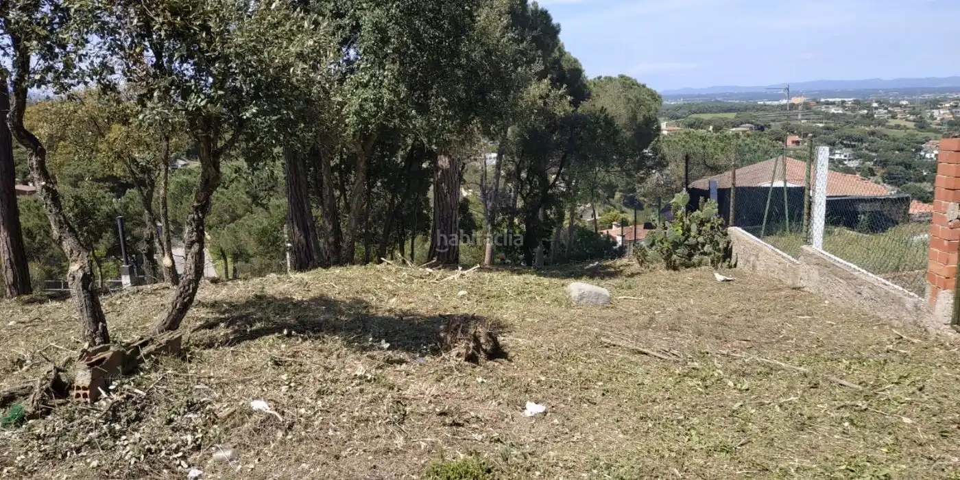 Wohnbaugrundstück zum Verkauf in Carrer Finestrelles 46