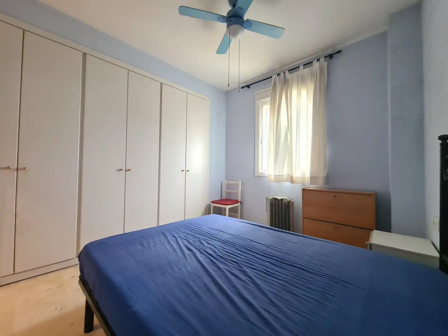 Bedroom of Flat for sale in Sevilla  with Air Conditioner and Storage room