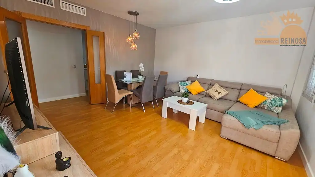 Sala de estar de Piso de alquiler en Molina de Segura con Aire acondicionado, Calefacción y Amueblado
