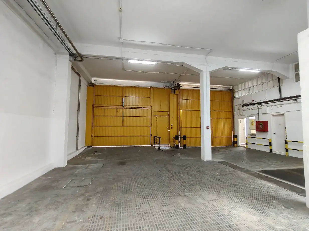 Nau industrial en venda en Sant Boi de Llobregat
