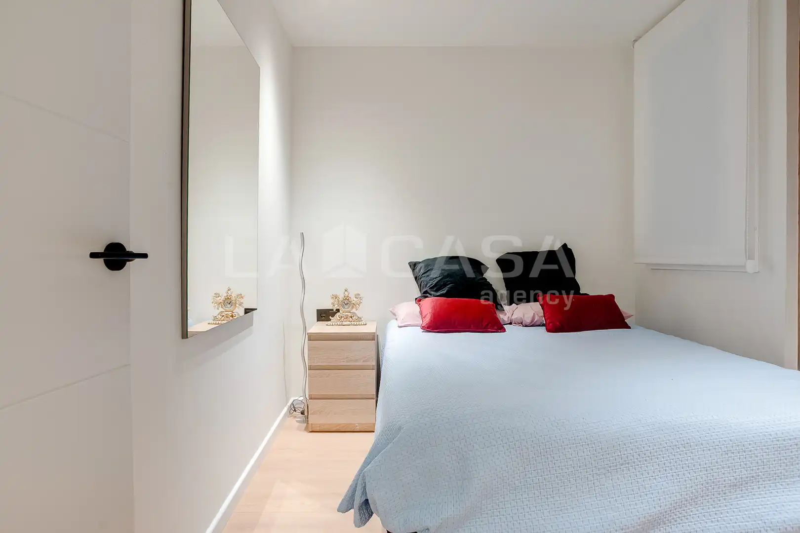 Habitación de Piso en venta en Barcelona con Balcón