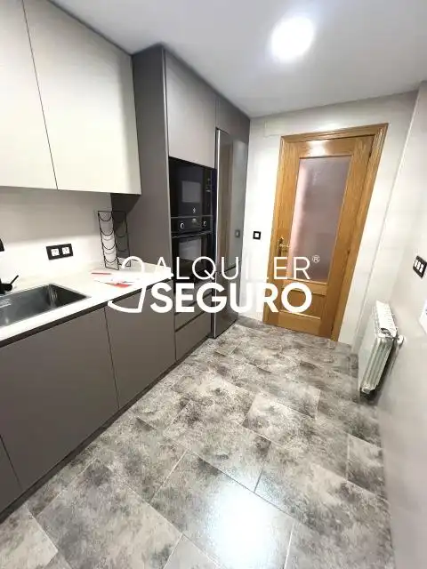 Cocina de Piso de alquiler en Valdemoro con Aire acondicionado, Calefacción y Terraza