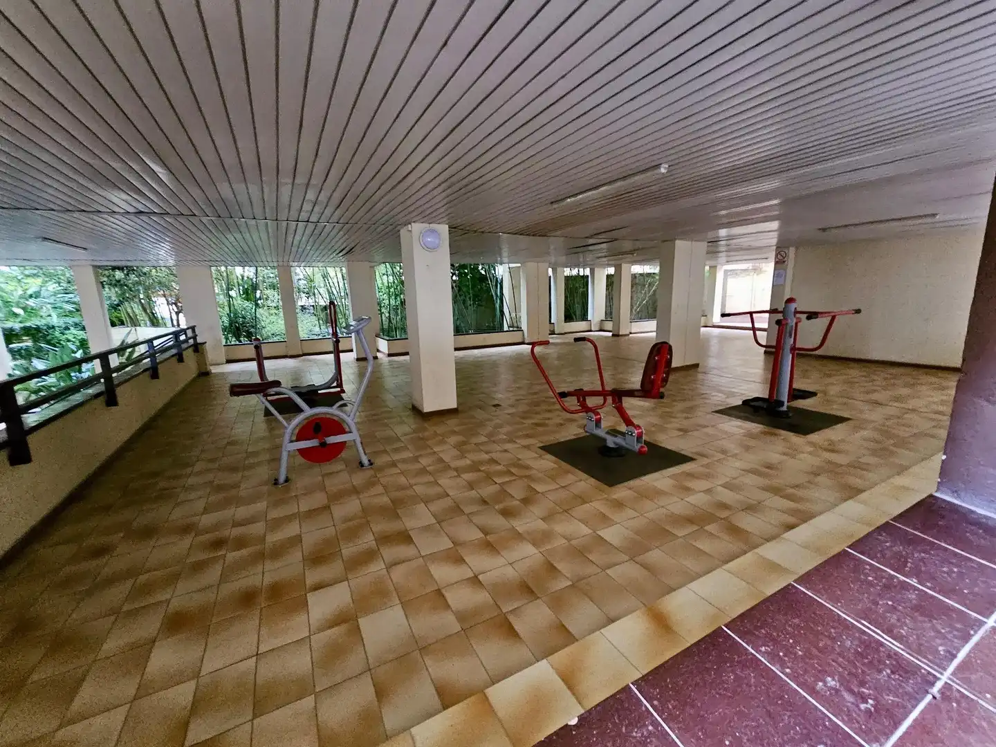 Piso en venta en Sant Pol de Mar con Terraza, Balcón y Piscina comunitaria