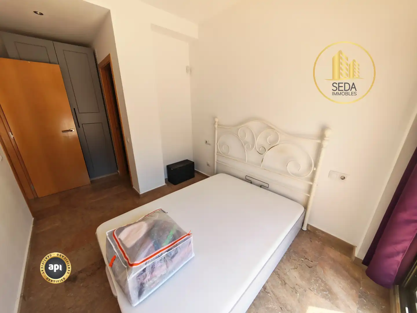 Schlafzimmer von Erdgeschoss zum Verkauf in Terrassa mit Klimaanlage, Heizung und Terrasse