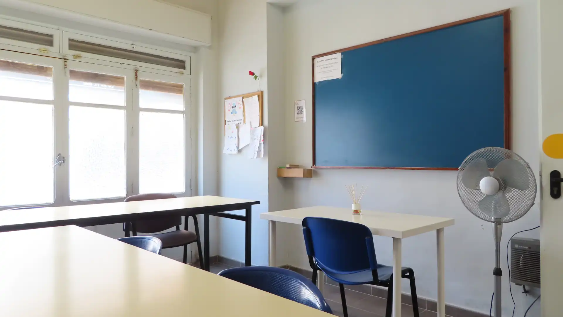 Business premises for transfer in Calle Rubí, imagen 12