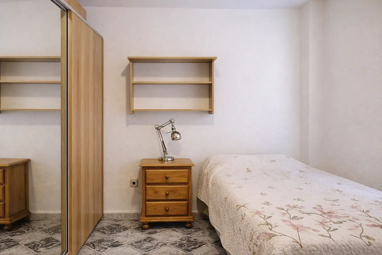 Apartament amb terrassa en venda a Estepona Pueblo, imagen 26