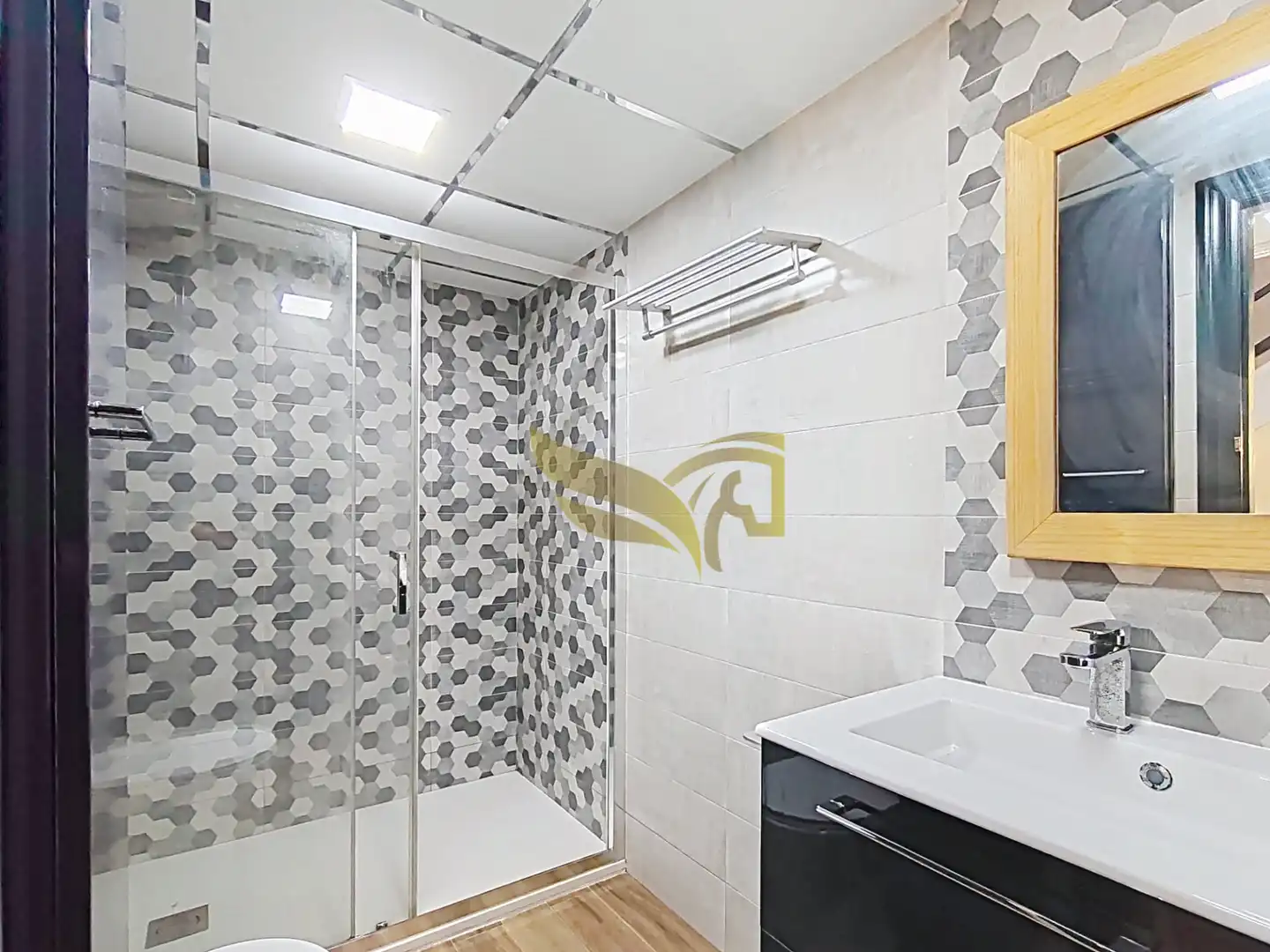 Baño de Casa adosada en venta en Murcia con Aire acondicionado, Jardín privado y Parquet