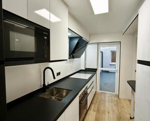 Kitchen of Flat to rent in Salamanca Capital  with Heating, Furnished and Balcony