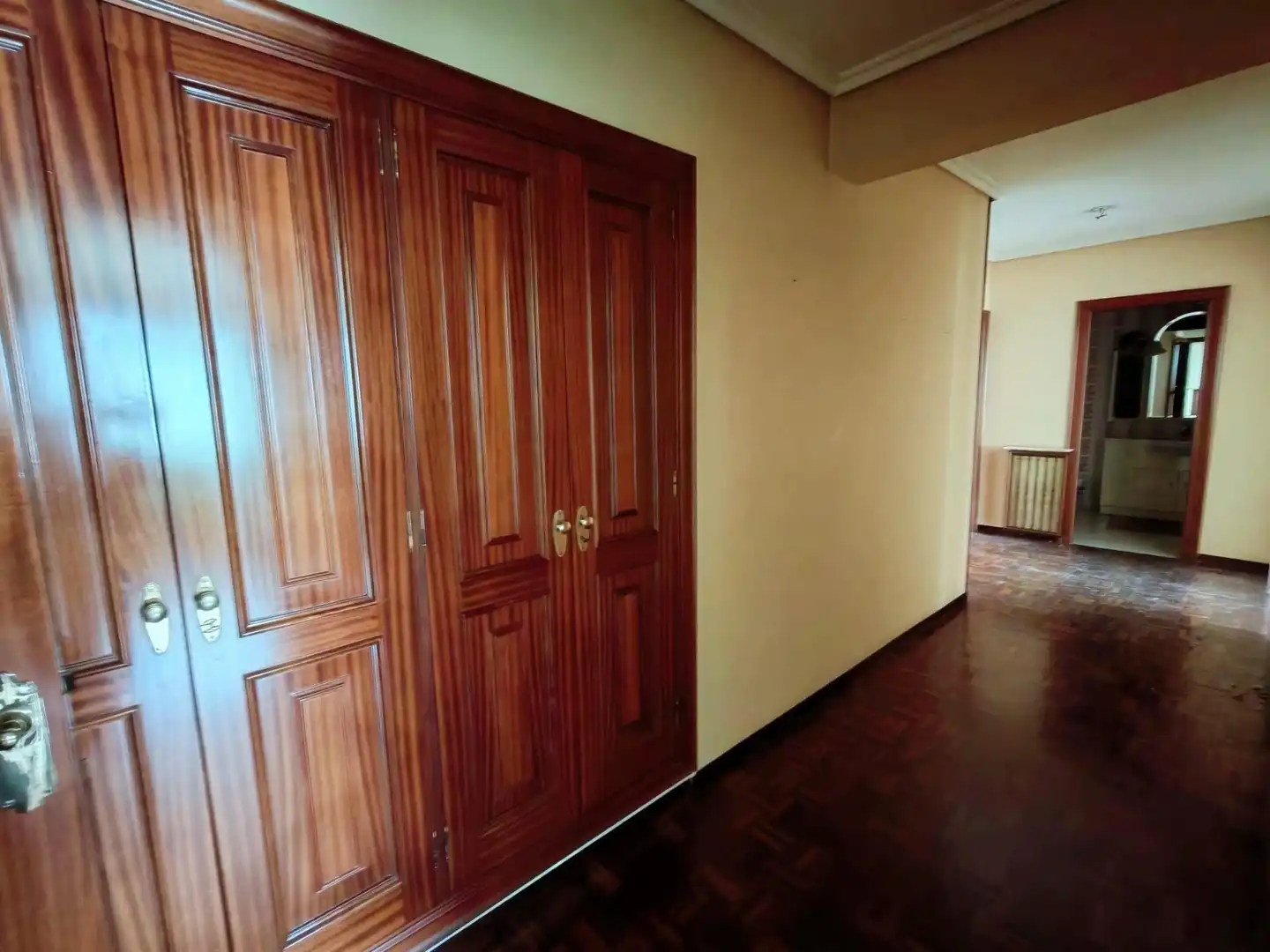 Piso en venta en Vigo  con Calefacción y Terraza