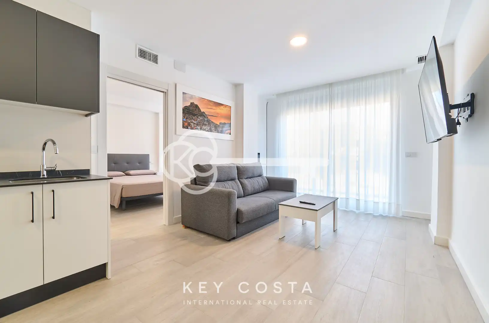 Sala d'estar de Pis en venda en Alicante / Alacant amb Aire condicionat, Terrassa i Moblat