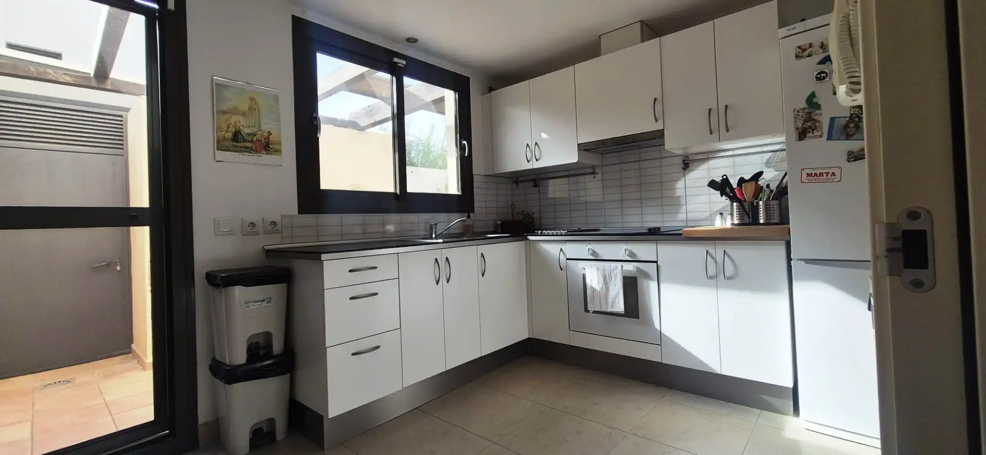 Cocina de Casa adosada en venta en Puerto Real con Aire acondicionado, Jardín privado y Parquet