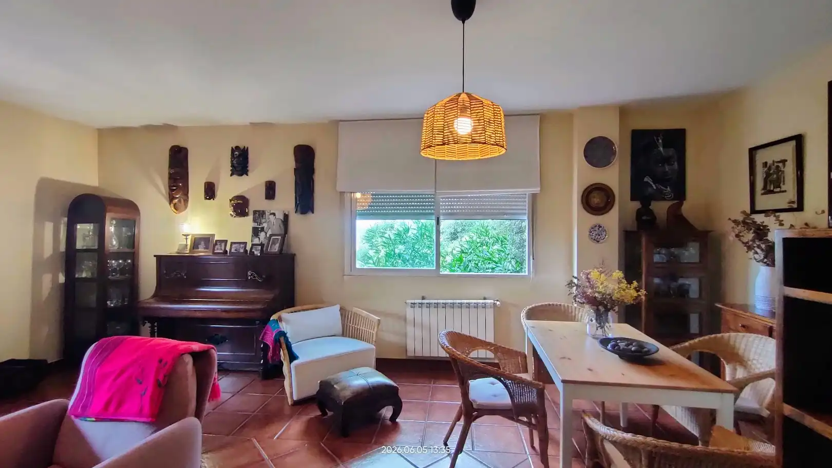 Sala d'estar de Casa o xalet en venda en El Casar amb Calefacció, Jardí privat i Terrassa