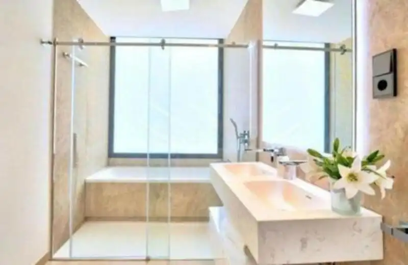 Bathroom of Detached homes for rent in Marbella  with Air Conditioner, Heating and Private garden