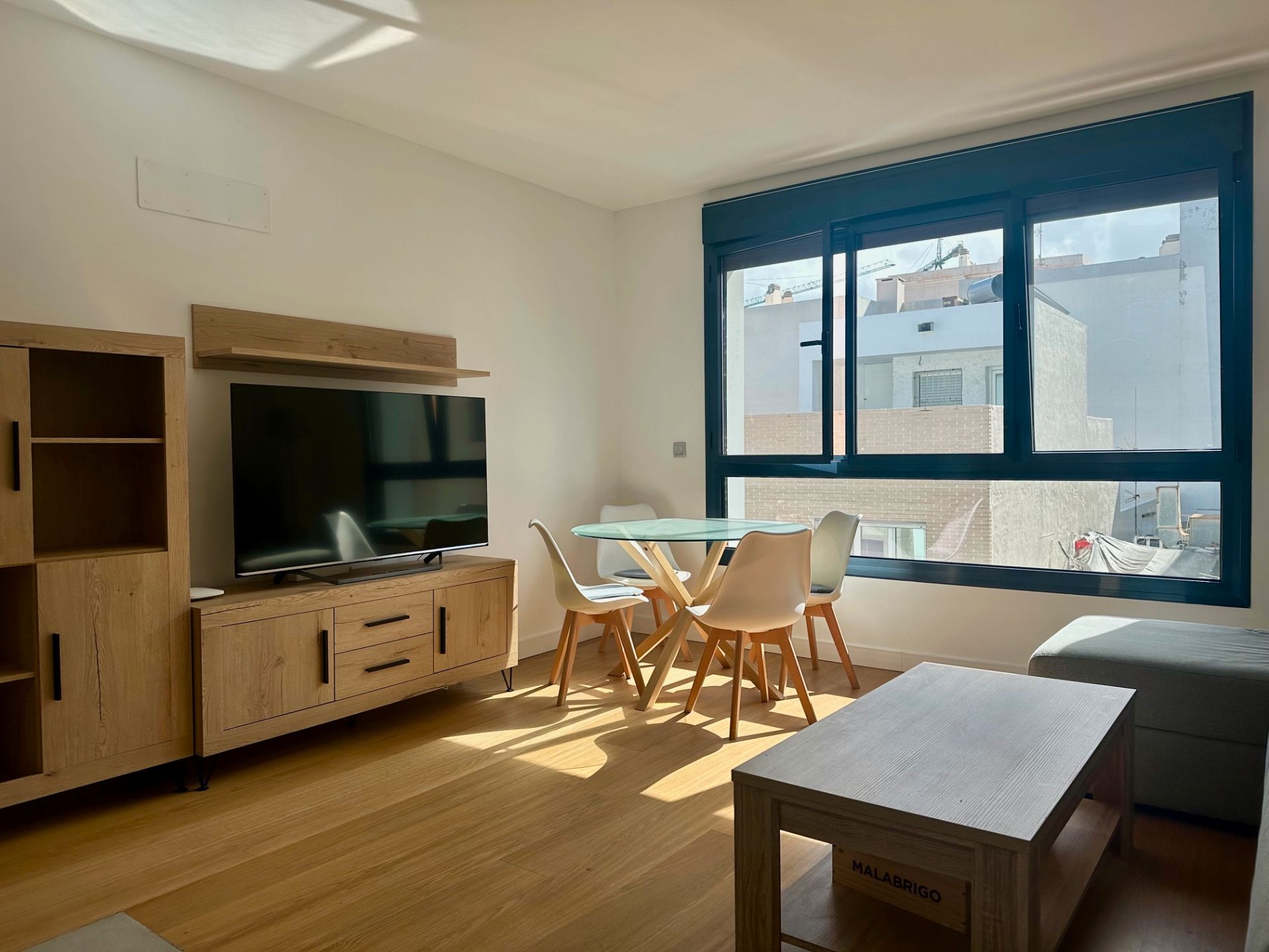 Sala d'estar de Pis en venda en Las Palmas de Gran Canaria amb Traster