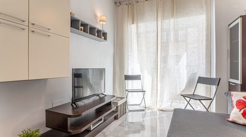 Foto 3 de Piso en venta en La Goleta - San Felipe Neri, Málaga Capital