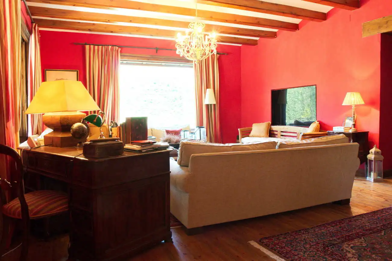 Sala de estar de Casa o chalet en venta en Camprodon con Calefacción, Jardín privado y Parquet
