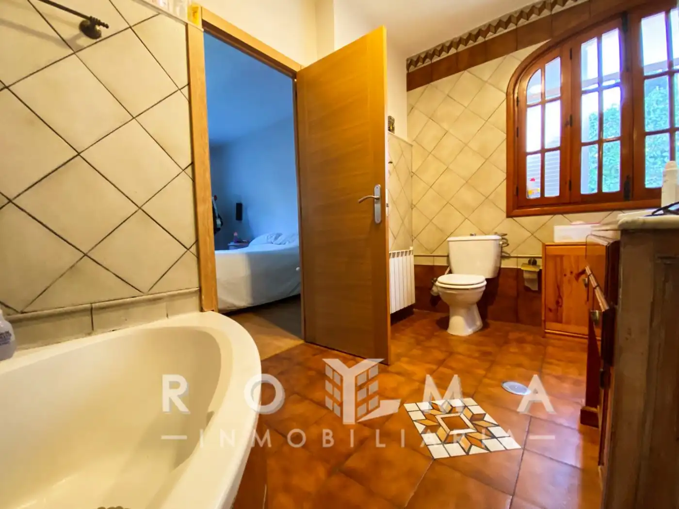 Chalet con piscina en venta en Torrequinto, imagen 52