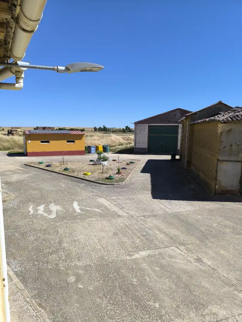 Parking de Casa o chalet en venta en Mazuecos de Valdeginate con Jardín privado, Trastero y Amueblado
