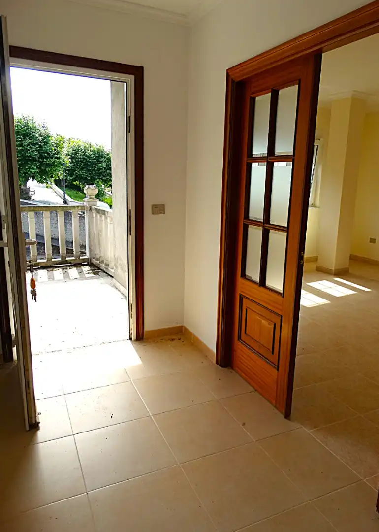 Houses for sale in O Valadouro    with Terrace