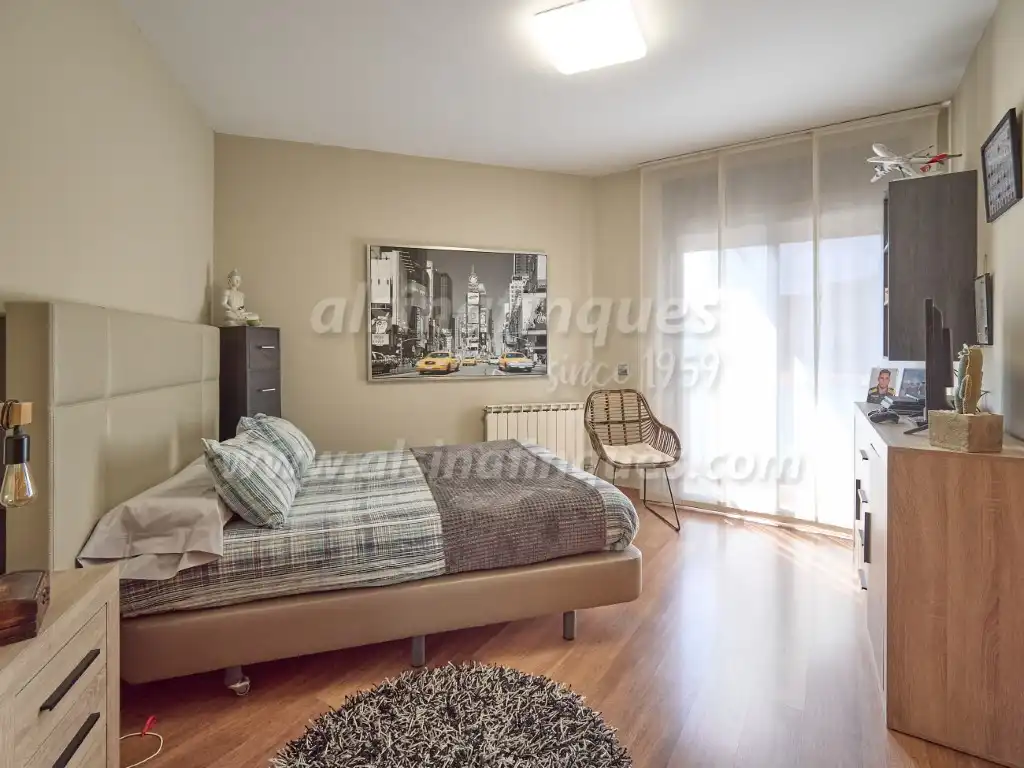 Dormitori de Casa o xalet en venda en Lloret de Mar amb Calefacció, Jardí privat i Terrassa